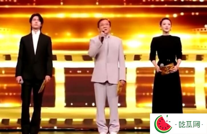 成龍章子怡王一博同臺 致敬中國電影120周年